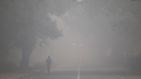 FOTO: Polusi Udara Bikin Suasana New Delhi Mencekam