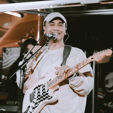 Raditya Dika Kena Penyakit HNP, Apa Itu?