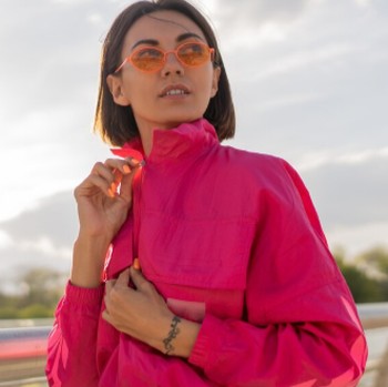 BeauPicks: Rekomendasi Jaket Terbaik untuk Cuaca Panas, Anti Gerah dan Fashionable