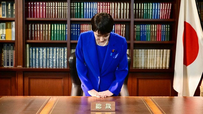 Jepang Perdana Punya PM Perempuan sampai Eks Presiden Prancis Dibui Jepang punya PM baru perempuan sampai eks Presiden Prancis dipenjara menjadi sorotan berita internasional pada Selasa (21/10).