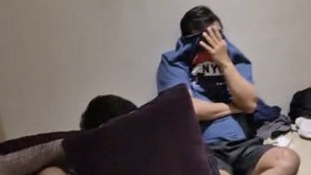 Pesta Seks Gay di Surabaya Booking 2 Kamar Terkoneksi