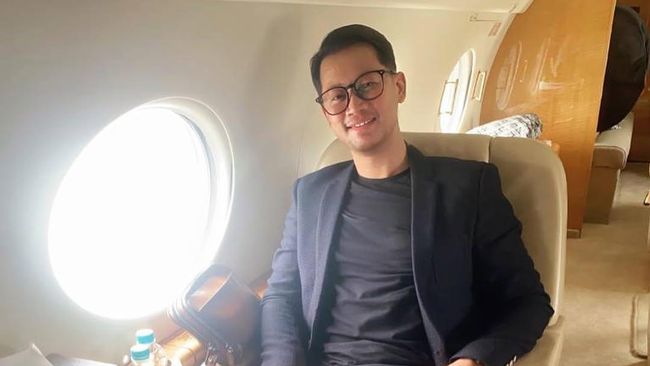 Naik Jet Pribadi, 7 Gaya Mewah Alexander Assad Suami Tajir Clara Shinta Disorot