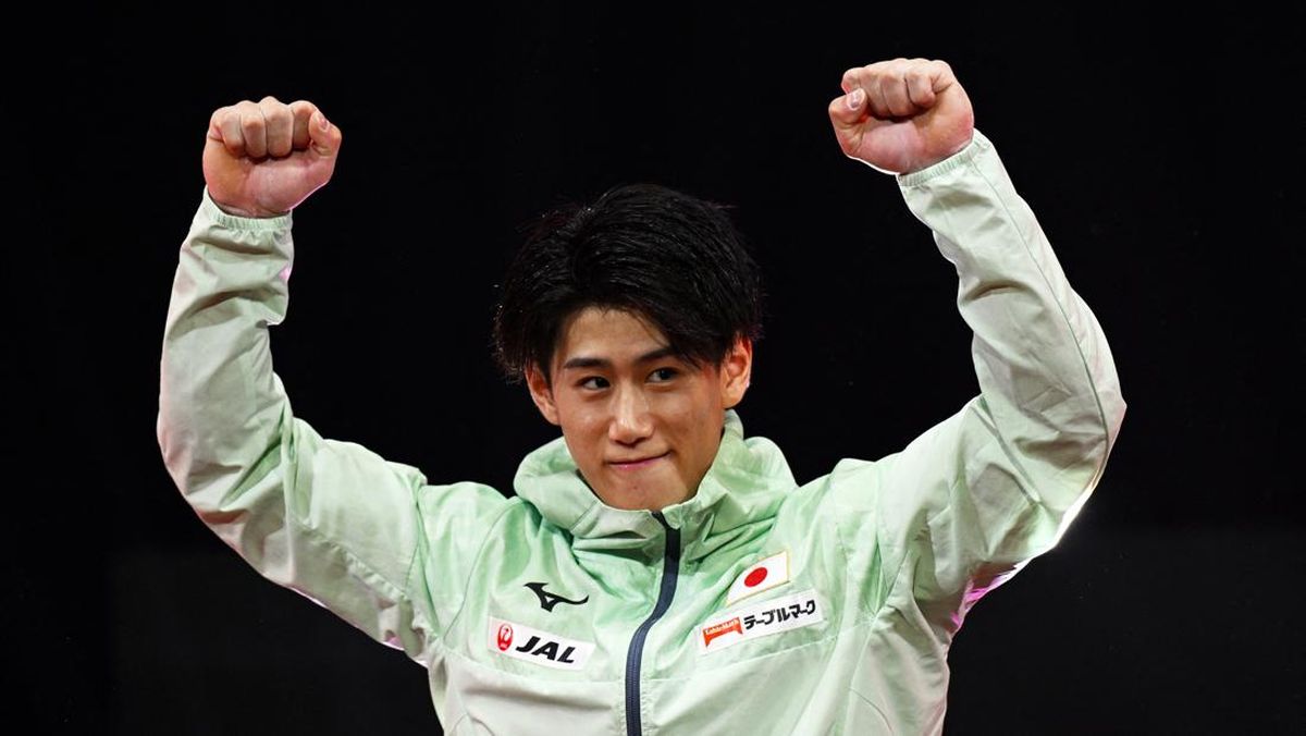 Hashimoto Hattrick Juara All Around Putra Kejuaraan Dunia Senam