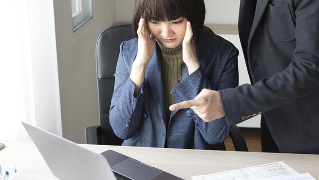 7 Kata-kata Ciri Pekerja Manipulatif yang Suka Gaslighting di Tempat Kerja