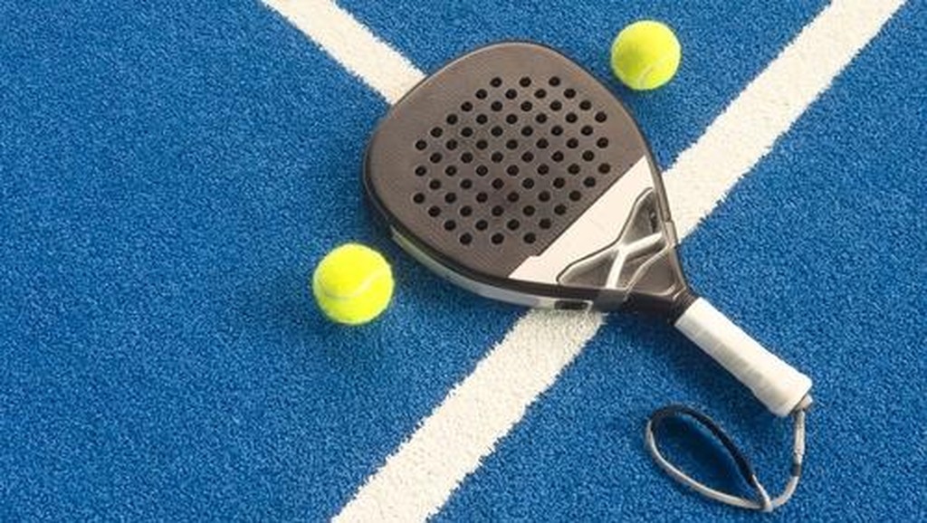 Rekomendasi Raket Padel yang Cocok untuk Pemula dengan Budget Terbatas Rekomendit
