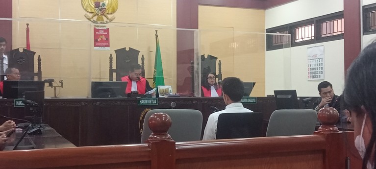 Jonathan Frizzy di PN Tangerang