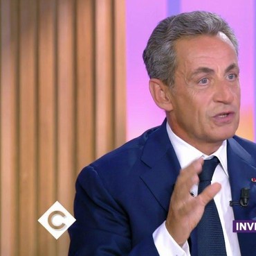 Sosok Mantan Presiden Prancis Pertama yang Dihukum Penjara