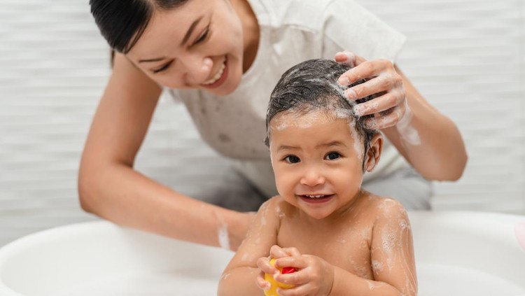 Rambut bayi agar tebal Rambut bayi agar tebal