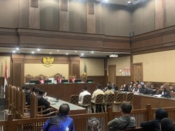 Junaedi Saibih dkk Didakwa Rintangi Penyidikan Perkara Migor hingga Gula