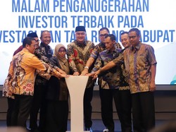 Bupati Bogor Beri Penghargaan Investor atas Kontribusi bagi Ekonomi Daerah