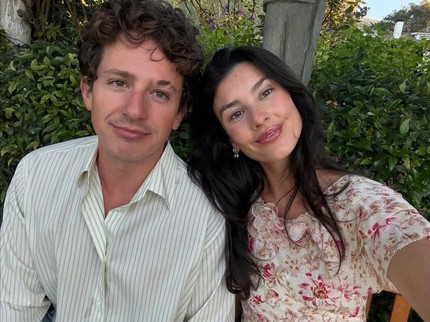 Charlie Puth Ungkap Sang Istri Hamil Anak Pertama