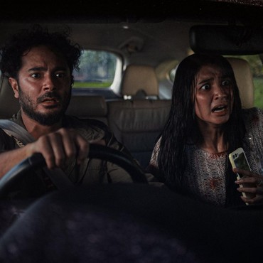 Deretan Simbol Khas Indonesia yang Muncul di Film Zombi 'Abadi Nan Jaya'