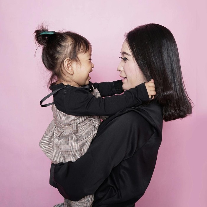 Kalimat “Aku menyayangimu, tapi perilaku tersebut tidak baik” bisa memberitahu mereka bahwa mereka akan selalu dicintai apa pun yang terjadi, namun itu tidak berarti semua hal yang mereka lakukan dapat diterima.