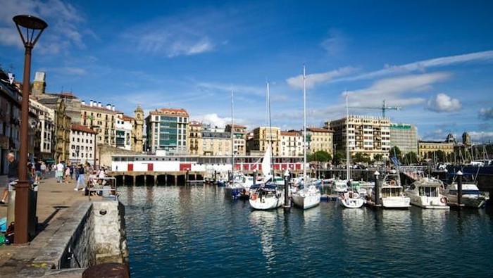 Deretan Tempat Nongkrong Orang Kaya di Eropa