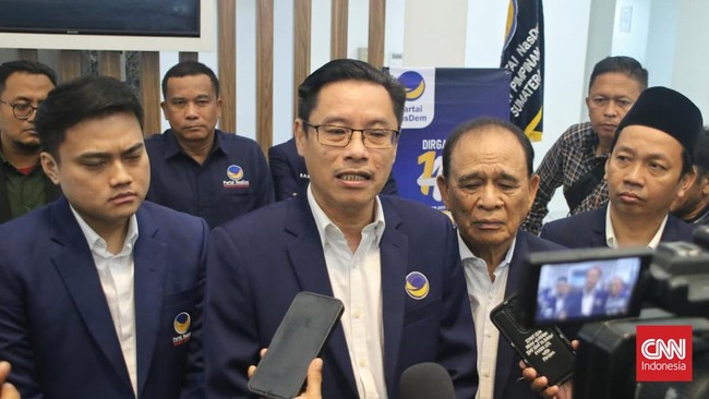 Ketua DPW NasDem Sumut, Iskandar ST, menyesalkan protes Ketua Komisi V DPR, Lasarus, terhadap Wali Kota Sibolga yang sedang evakuasi korban banjir.