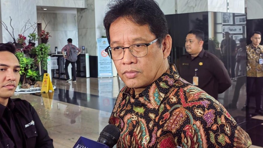 Menkeu Purbaya Menteri Keuangan (Menkeu) Purbaya Yudhi Sadewa saat ditemui di kantor Kementerian Keuangan, Jakarta, Kamis (23/10/2025).