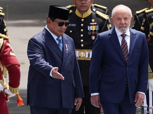 Presiden RI Prabowo Subianto menyampaikan selamat kepada Presiden Brasil Luiz Incio Lula da Silva atas kemenangannya dalam pilpres Brasil.