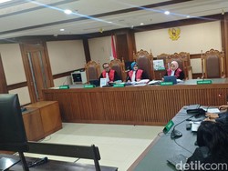 Sidang Online dari Lapas Nusakambangan, Ammar Zoni Minta Dihadirkan Langsung
