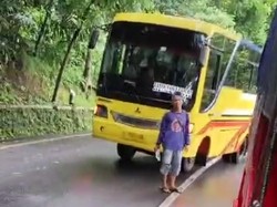 Viral! Sopir Truk di Tasik Diintimidasi gegara Tolak Beli Air