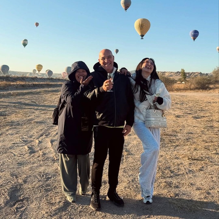 <p>Turki tampaknya menjadi destinasi liburan bagi kebanyakan artis Indonesia. Salah satunya yang tengah menikmati liburan di negara tersebut adalah Yasmin Napper bersama keluarga. (Foto: Instagram@yasminapper)</p>