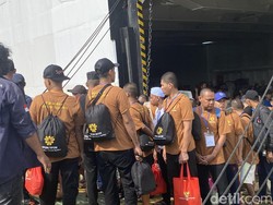 139 PMI Dideportasi dari Malaysia Tiba di Parepare Usai Dipenjara 4 Bulan
