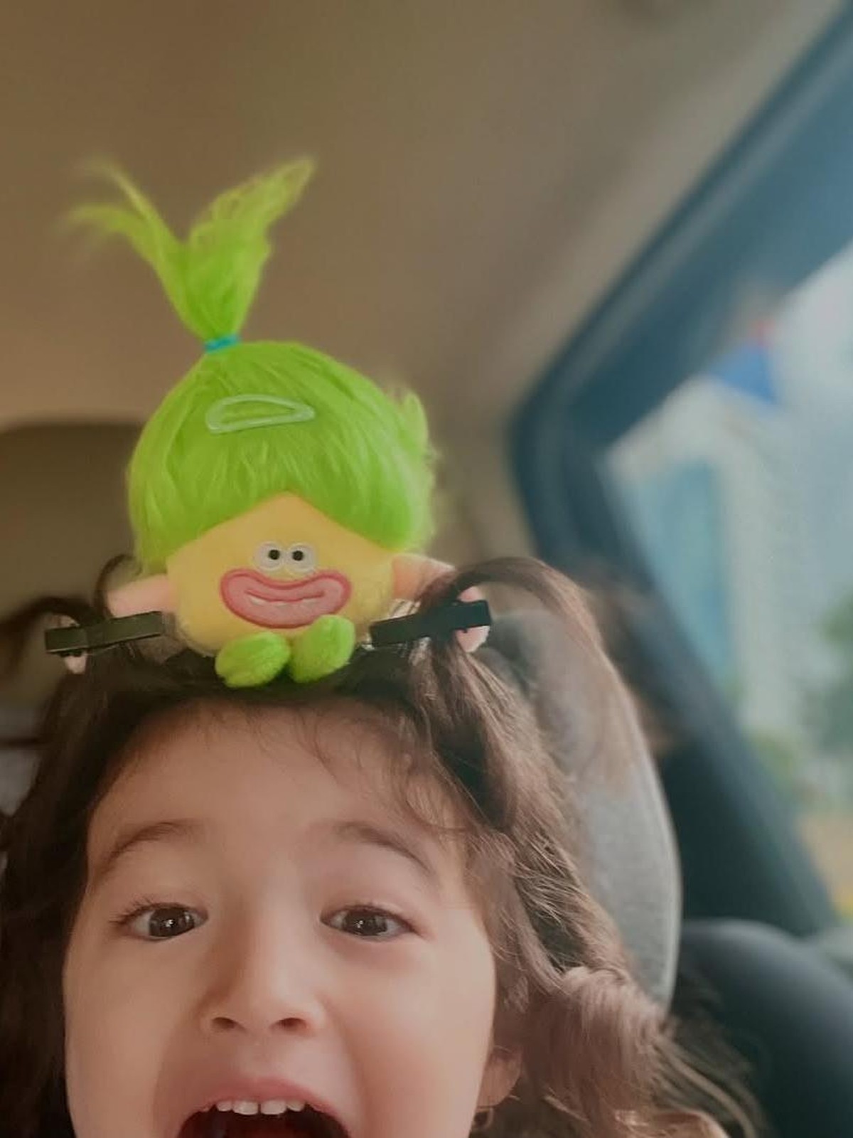 Anak Nadine Chandrawinata dan Dimas Anggara