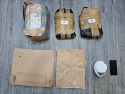 Pengedar Narkoba Bawa 2,1 Kg Ganja Diringkus di Jembatan Besi Jakbar