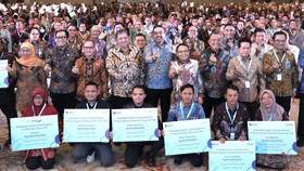 BRI Dukung Akad Massal KUR 800 Ribu Debitur dan Peluncuran KPP