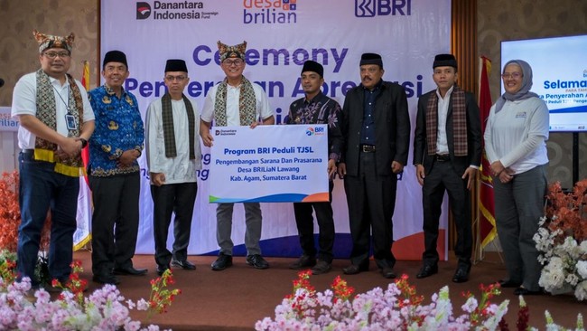 BRI Apresiasi Desa BRILiaN, Wujudkan Asta Cita dari Pemberdayaan Desa BRI mengadakan Ceremony Apresiasi Desa BRILiaN 2024 untuk penghargaan desa yang mendorong ekonomi, dengan Nagari Lawang sebagai penerima utama.