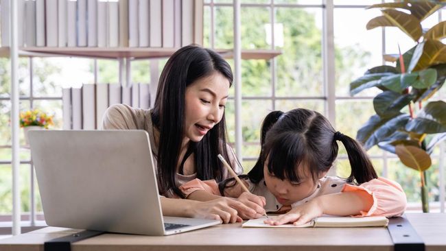 Pola Pengembangan Teks Eksplanasi Secara Umum, Jenis, dan Contohnya