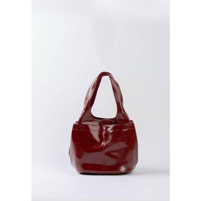 Get The Look: ide outfit layering ala Tantri Namirah