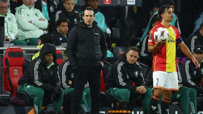Aston Villa Keok, Unai Emery Puji Pertahanan Dean James dkk Pelatih Aston Villa, Unai Emery, memuji pertahanan Go Ahead Eagles yang diperkuat Dean James setelah kekalahan 1-2 di Liga Europa.