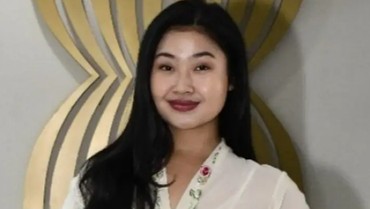 Isi Surat TikToker Laras Faizati Tersangka Penghasutan Bakar Gedung Mabes Polri