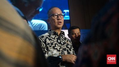 Menperin Sambut Baik Purbaya Tarik Bea Masuk Produk Benang Kapas