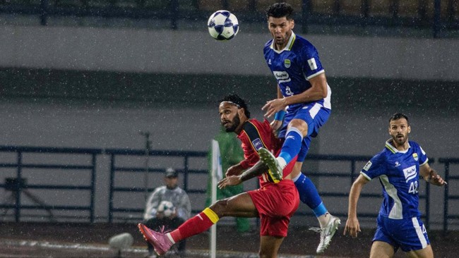 Erick Respons Keputusan IOC, Persib Melesat di Asia Menpora Erick Thohir merespons keputusan IOC hingga Persib Bandung melesat di klasemen ACL 2 menjadi berita olahraga terpopuler.