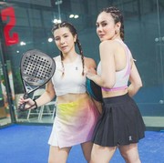 6 Potret Kebersamaan Artis dan Anaknya yang Seperti Kakak Adik