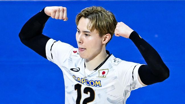 Berikut kronologi rumor dan bantahan Ran Takahashi selingkuh dengan artis JAV Saika Kawakita.