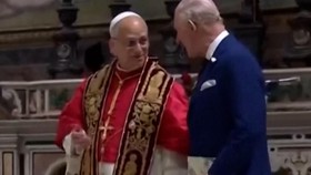 VIDEO: Momen Pertemuan Raja Charles dan Paus Leo ke Vatikan