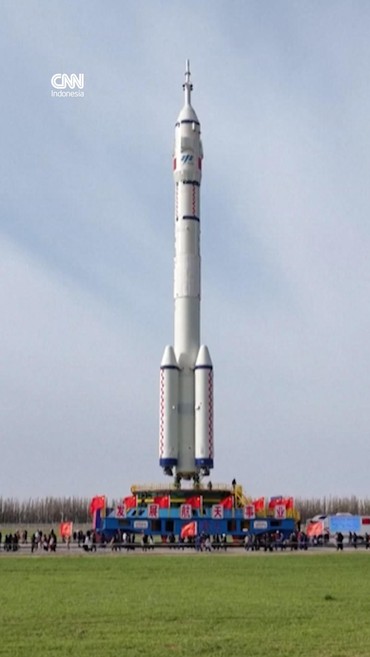 VIDEO: Aktivitas Roket Shenzhou-21 China Dipindah ke Landasan