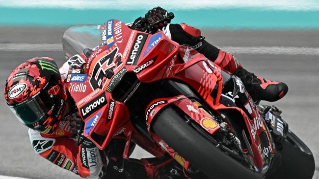 Pembalap Ducati, Francesco Bagnaia, memberikan peringatan kepada Liberty Media yang mengakuisisi mayoritas saham Dorna Sports, untuk tidak mengubah DNA MotoGP.