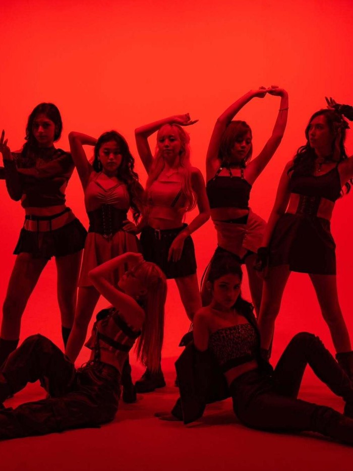 Salah satu hal paling menarik dari NWH:I adalah mereka hanya punya satu member asal Korea Selatan.