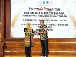 Jateng & Jatim Sinergi Perkuat Kerja Sama, Siap Bangun Ekonomi Baru Jateng & Jatim Sinergi Perkuat Kerja Sama, Siap Bangun Ekonomi Baru
