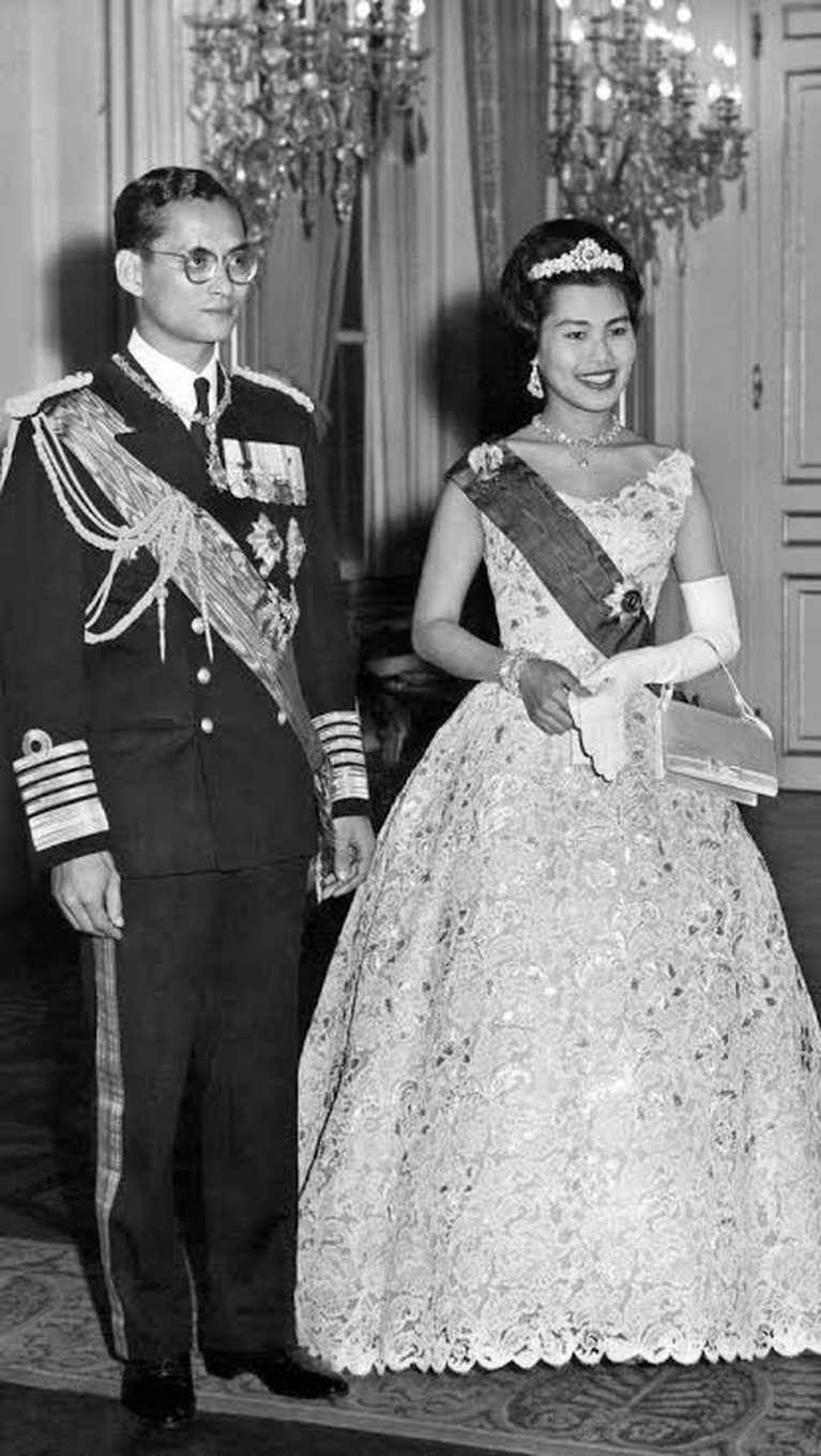 Ibu Suri Sirikit Foto Masa Muda Ibu Suri Sirikit
