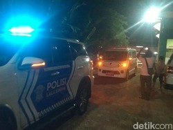 Video: Bus PO Haryanto Terguling di Tol Batang, 3 Orang Tewas Video: Bus PO Haryanto Terguling di Tol Batang, 3 Orang Tewas