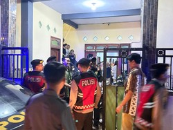 Motif Mahasiswa di Bangkalan Berhijab Nekat Masuk Kos Putri Motif Mahasiswa di Bangkalan Berhijab Nekat Masuk Kos Putri