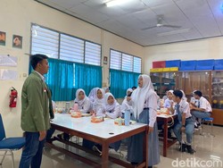 Pendidikan Politik Digital untuk Gen Z, Kritis dan Cerdas di Medsos! Pendidikan Politik Digital untuk Gen Z, Kritis dan Cerdas di Medsos!