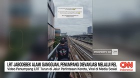VIDEO: Kereta Api Purwojaya Anjlok, 2 Gerbong Keluar Rel