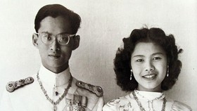 FOTO: Mengenang Ratu Sirikit, Ibu Suri Thailand yang Tutup Usia