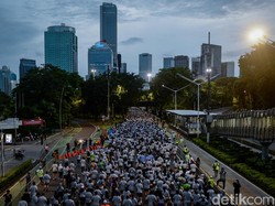 Video: Peserta Jakarta Running Festival Bisa Naik Transum Gratis