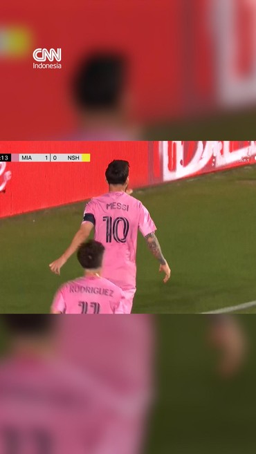 VIDEO: Momen Langka Messi Cetak Gol dengan Sundulan Terbang